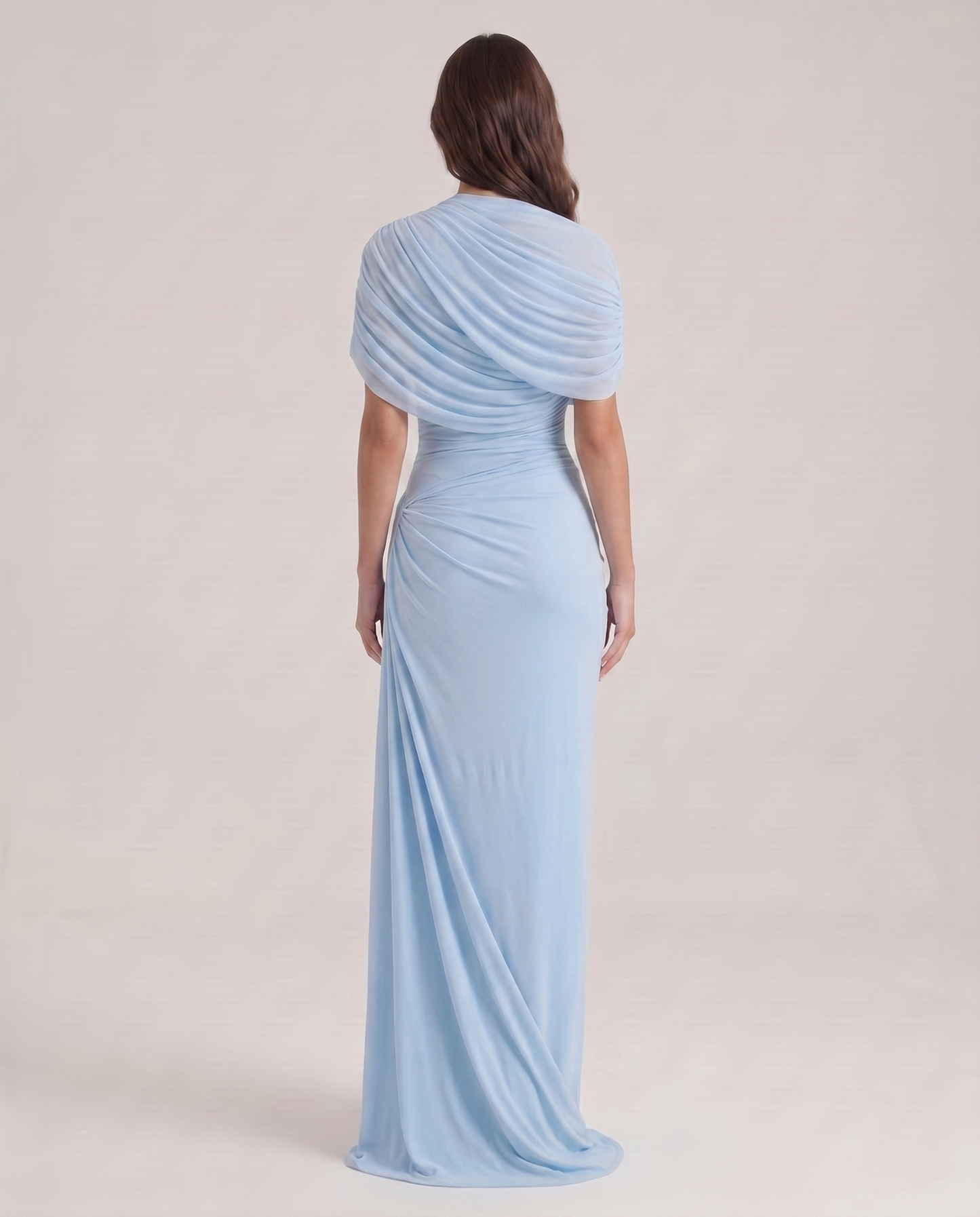 Vestido Maxi Drapeado Azul Cielo con Detalle de Chal - Sara Loza