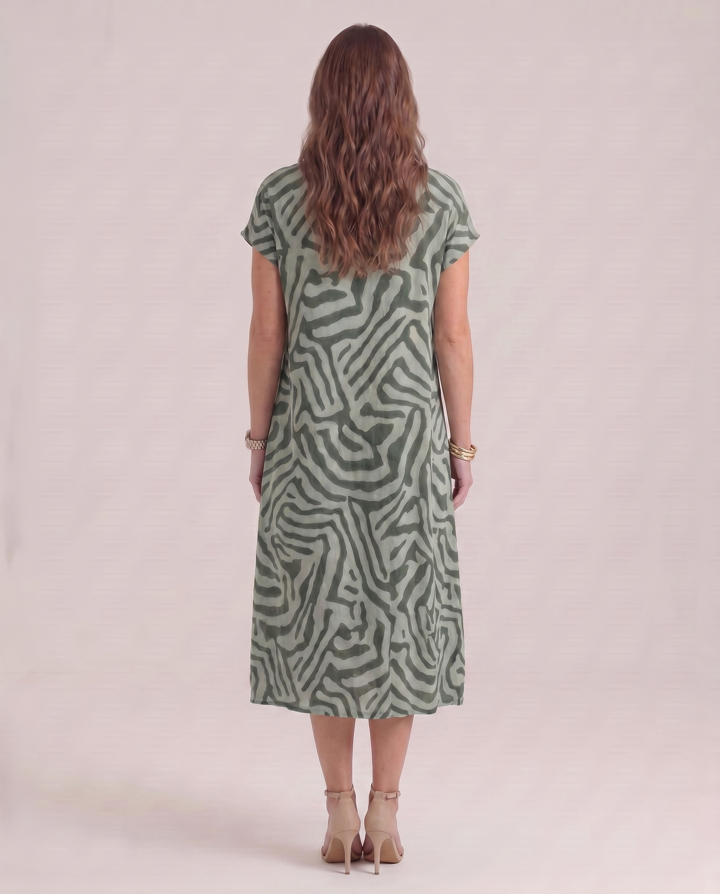 Vestido Estampado Abstracto Silueta Perfecta - Sara Loza