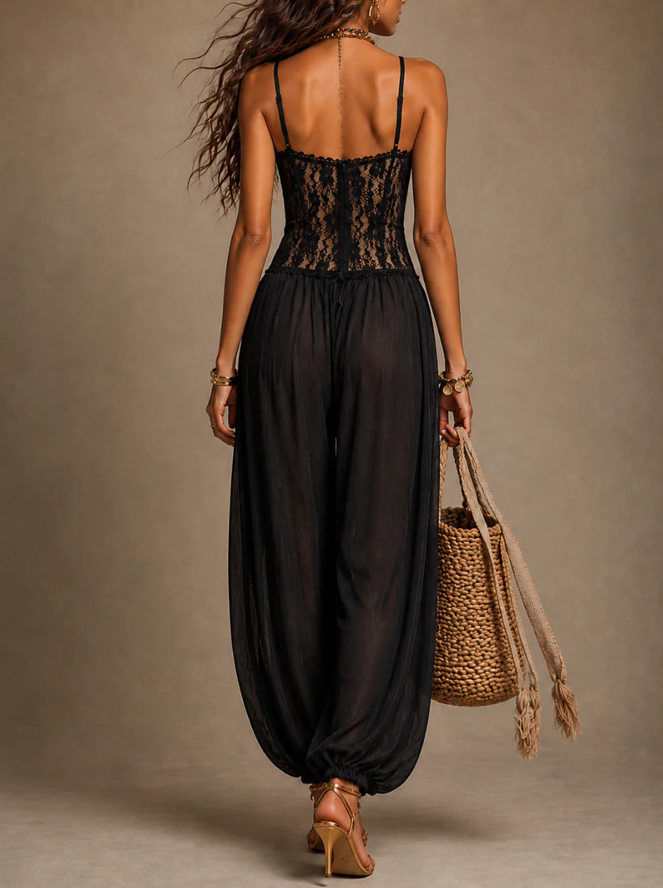 Alba | Mono Halter con Encaje y Pantalón Fluido