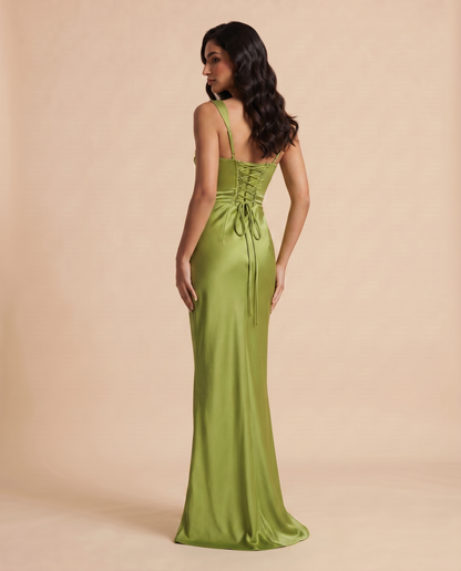 Vestido Maxi Satén con Escote Halter y Espalda Descubierta